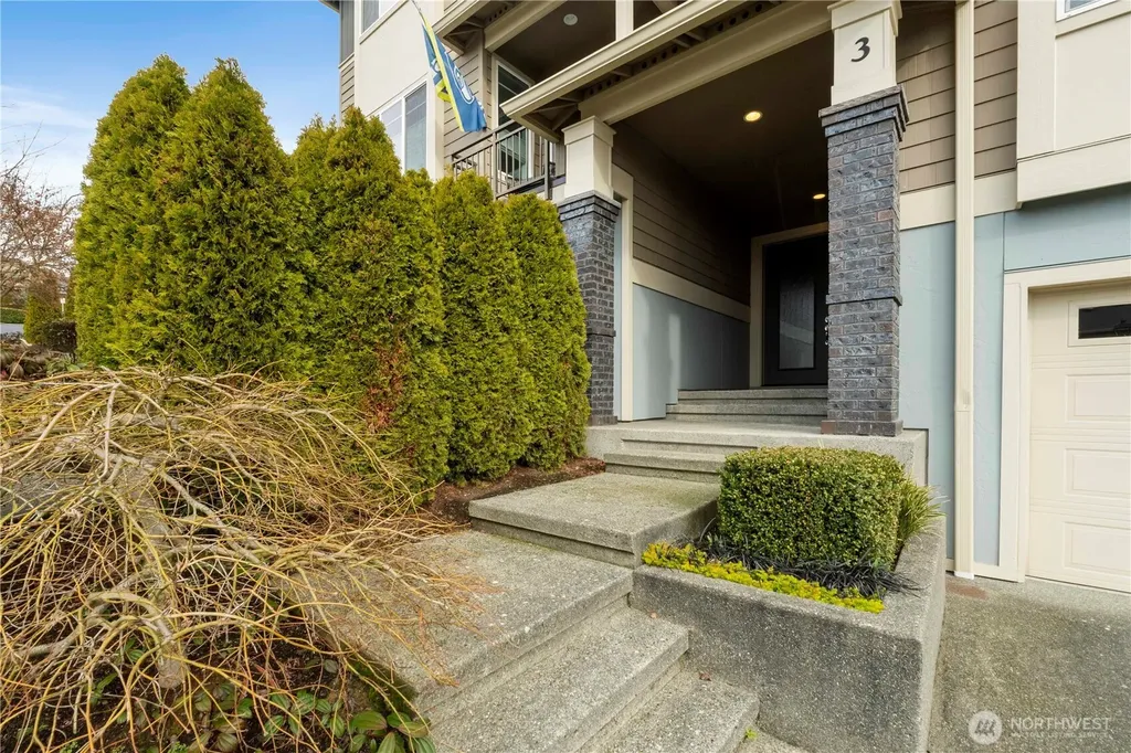 20702 93rd Place S Kent WA 98031