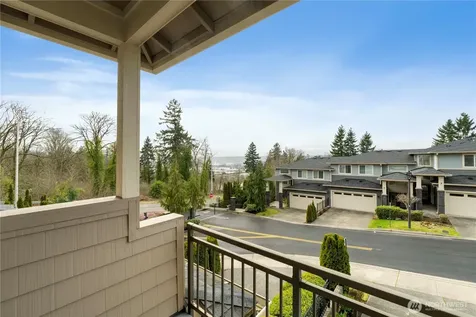 20702 93rd Place S Kent WA 98031