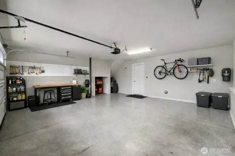 20702 93rd Place S Kent WA 98031