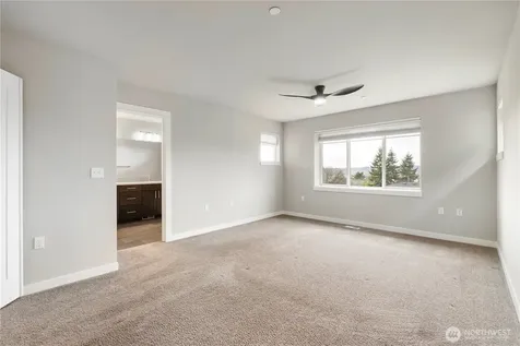 20702 93rd Place S Kent WA 98031