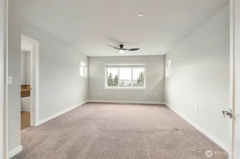 20702 93rd Place S Kent WA 98031