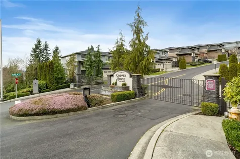 20702 93rd Place S Kent WA 98031