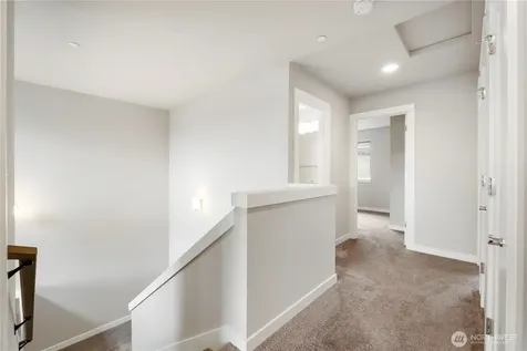20702 93rd Place S Kent WA 98031