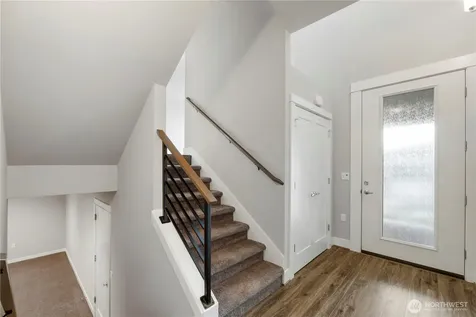 20702 93rd Place S Kent WA 98031