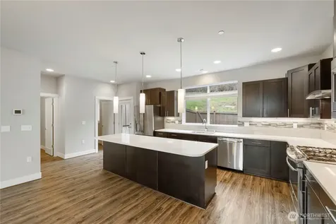20702 93rd Place S Kent WA 98031