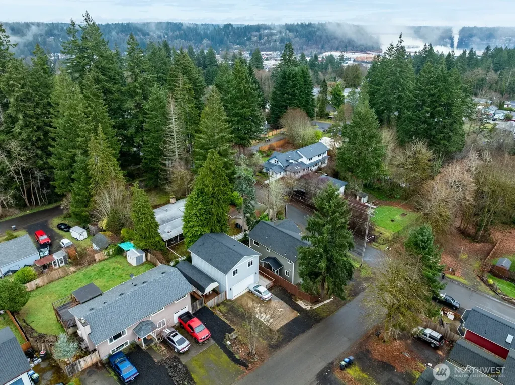 813 S 10th Street Shelton WA 98584