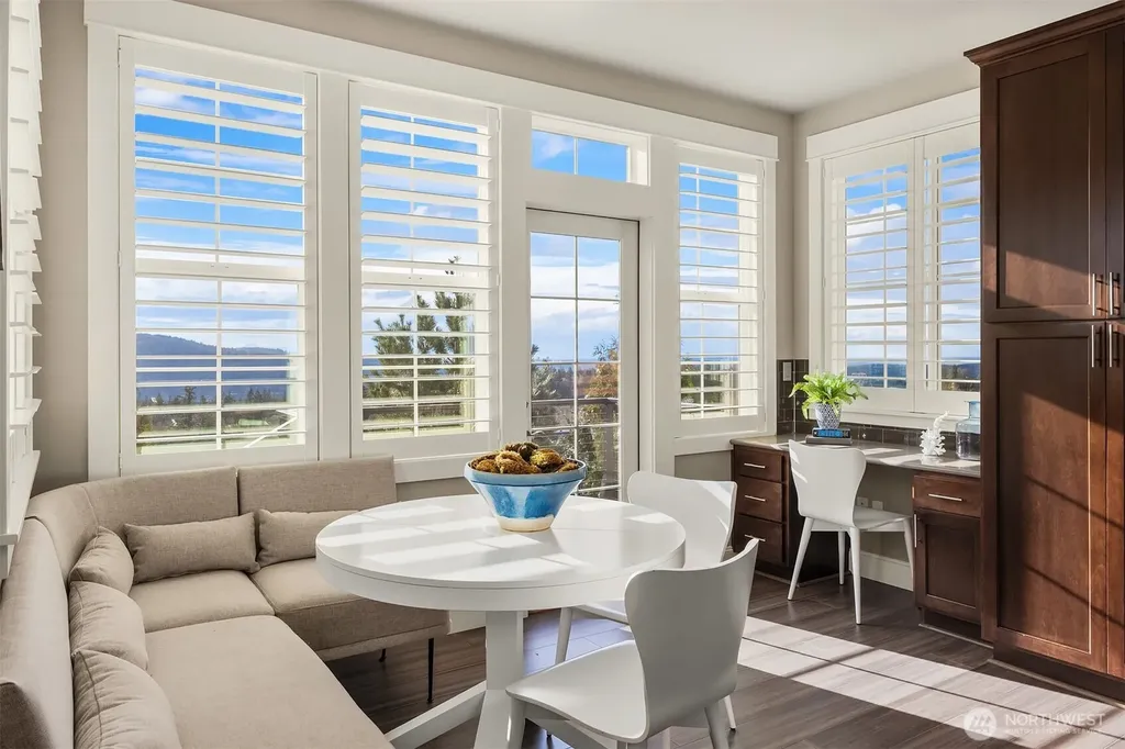 2440 NE Daphne Street Issaquah WA 98029