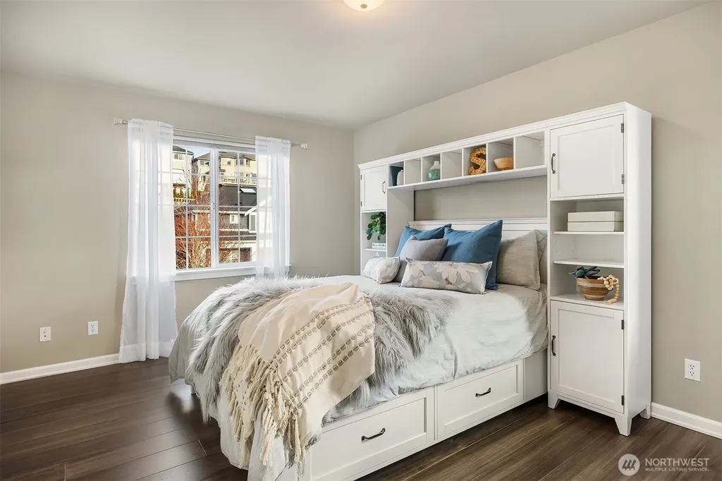 2440 NE Daphne Street Issaquah WA 98029