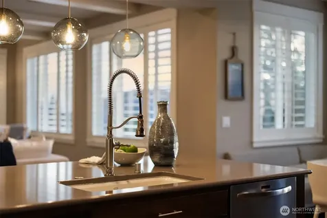 2440 NE Daphne Street Issaquah WA 98029