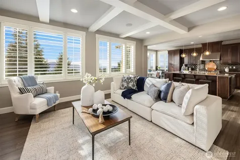 2440 NE Daphne Street Issaquah WA 98029
