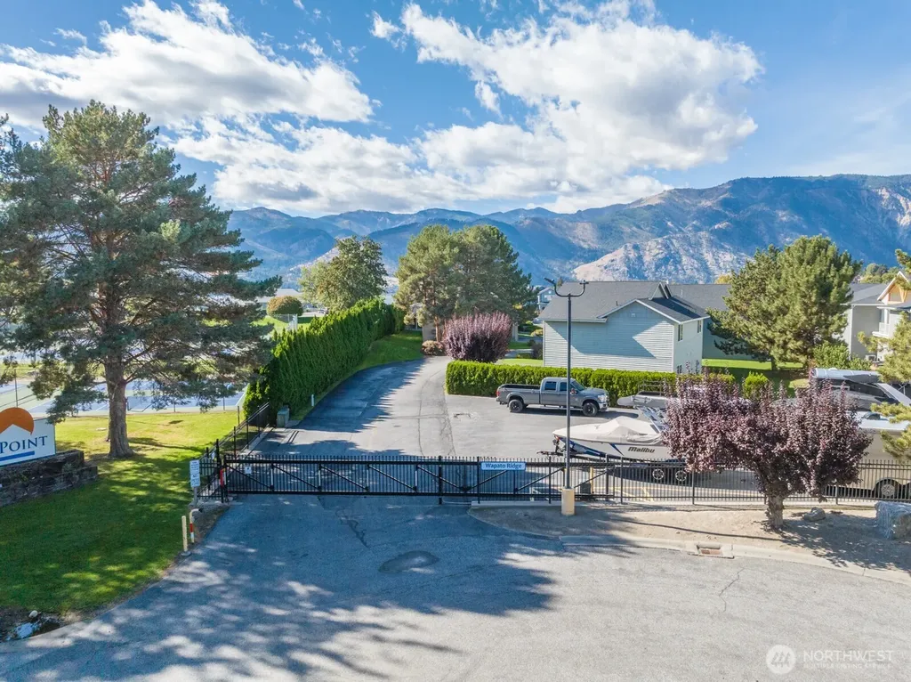 222 Parkway Drive Manson WA 98831
