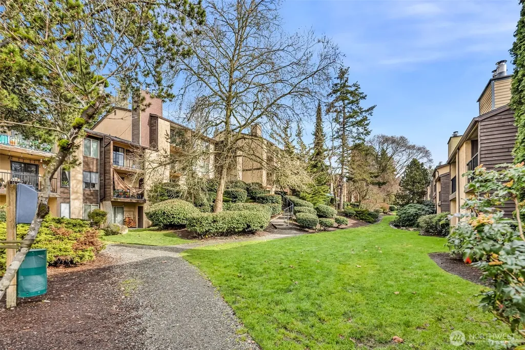 12520 NE 145th Street Kirkland WA 98034