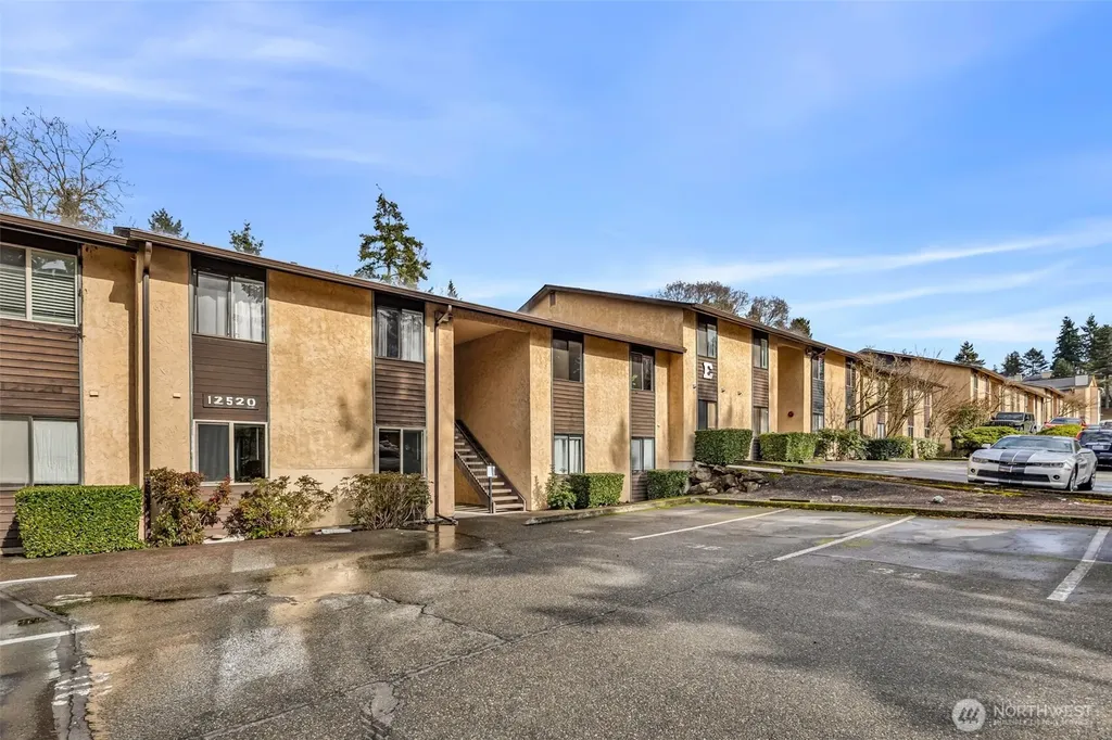 12520 NE 145th Street Kirkland WA 98034