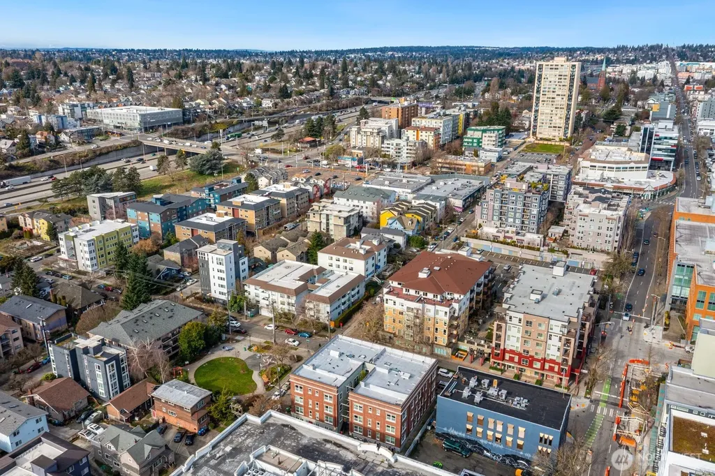901 NE 43rd Street Seattle WA 98105