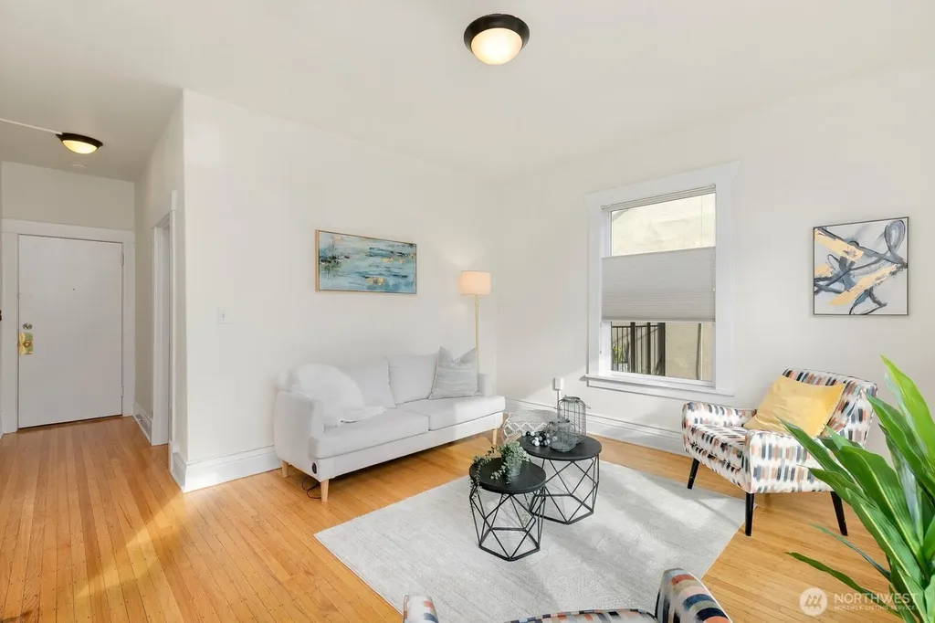 901 NE 43rd Street Seattle WA 98105