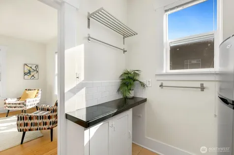 901 NE 43rd Street Seattle WA 98105