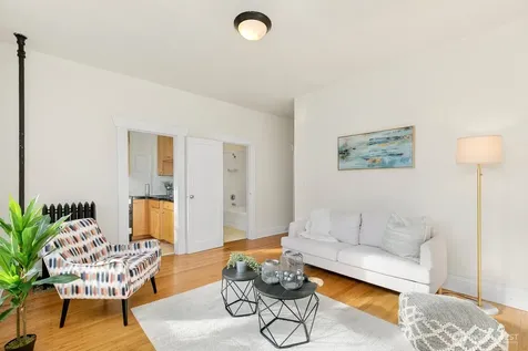901 NE 43rd Street Seattle WA 98105