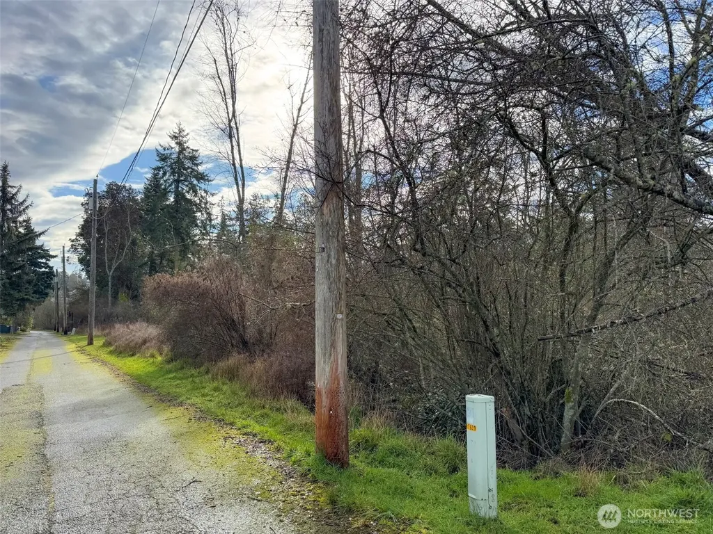 0 W 8/9 Alley Port Angeles WA 98363