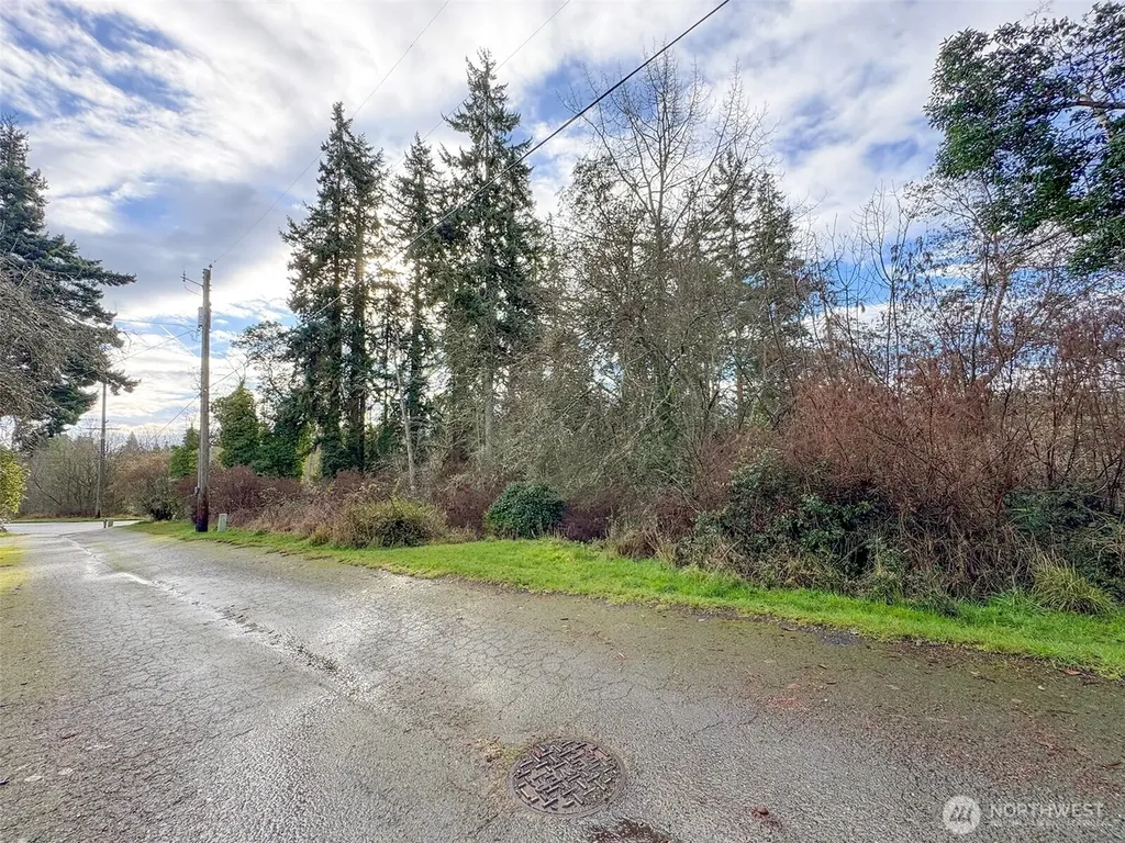 0 W 8/9 Alley Port Angeles WA 98363