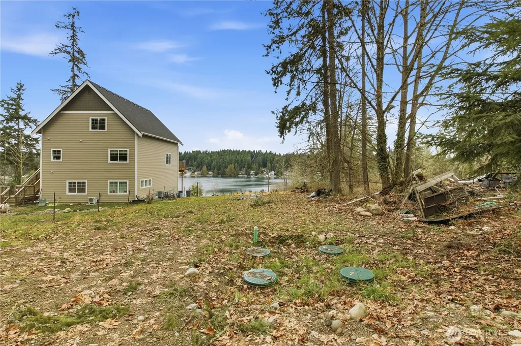 12120 S Clear Lake Road E Eatonville WA 98328