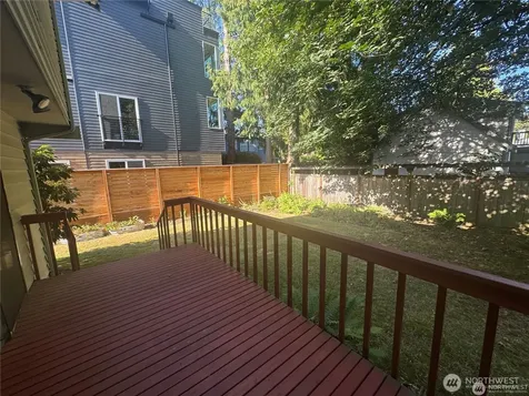 11752 Burke Avenue N Seattle WA 98133