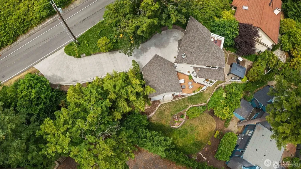 8526 E Mercer Way Mercer Island WA 98040
