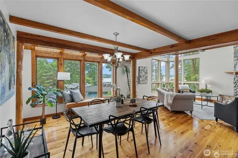 8526 E Mercer Way Mercer Island WA 98040