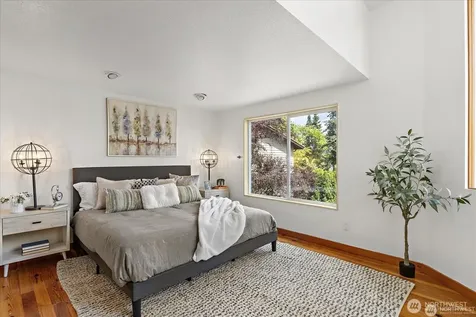 8526 E Mercer Way Mercer Island WA 98040