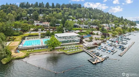 8526 E Mercer Way Mercer Island WA 98040