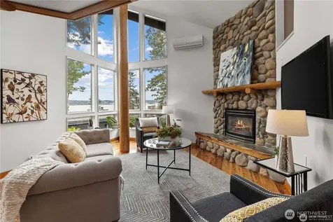 8526 E Mercer Way Mercer Island WA 98040