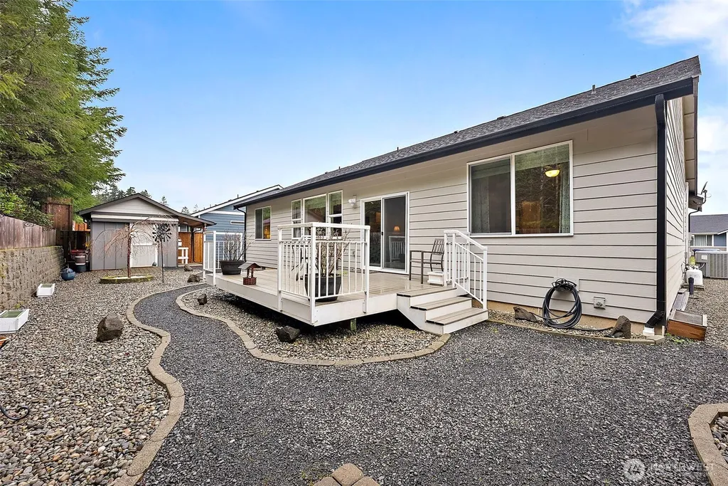 1522 N 4th Street Mccleary WA 98557