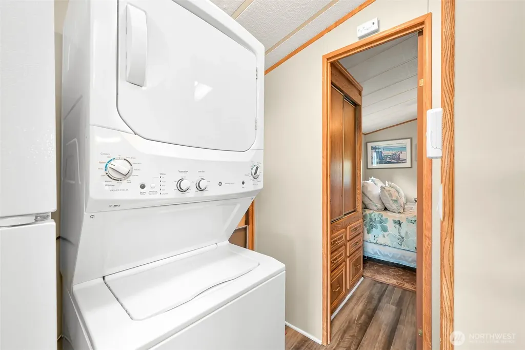 316 W Lake Samish Drive Bellingham WA 98229