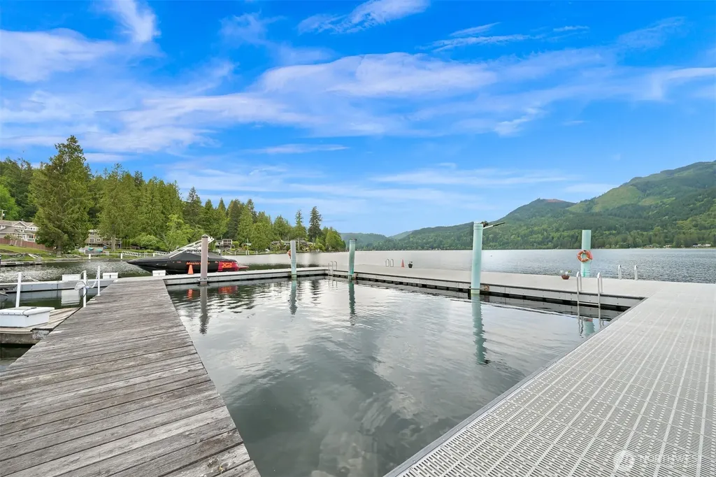 316 W Lake Samish Drive Bellingham WA 98229