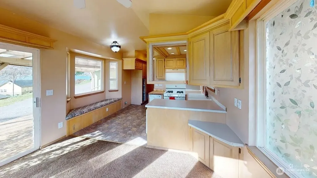 22989 Lake Mcmurray Lane Mount Vernon WA 98274