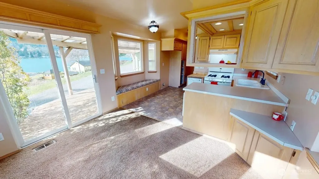 22989 Lake Mcmurray Lane Mount Vernon WA 98274