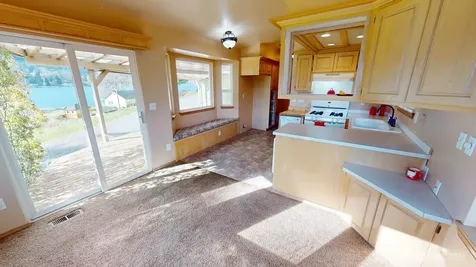 22989 Lake Mcmurray Lane Mount Vernon WA 98274