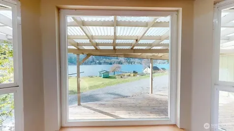 22989 Lake Mcmurray Lane Mount Vernon WA 98274