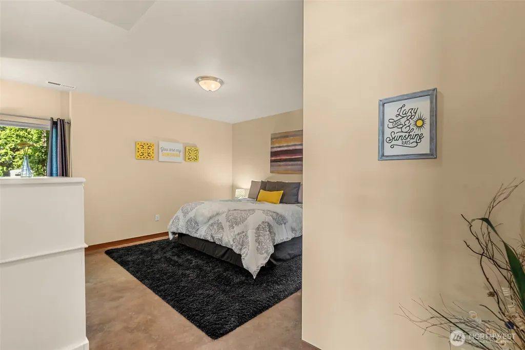 25 Harvey Lewis Lane Manson WA 98831