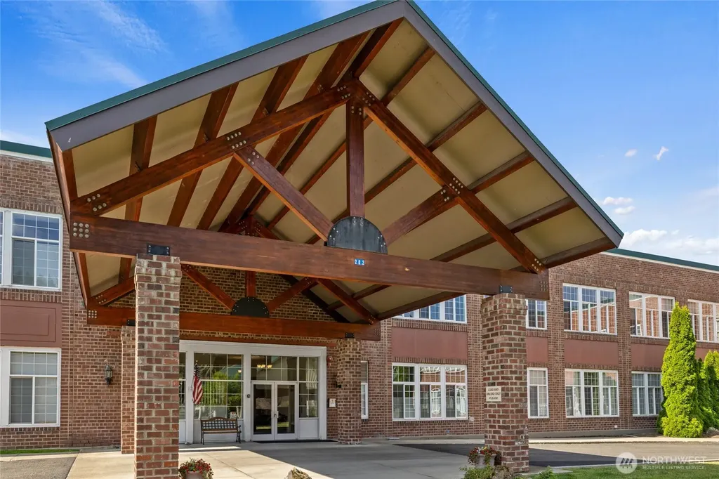 202 E Third Street Cle Elum WA 98922