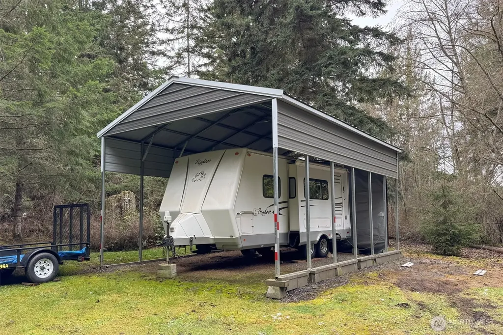 202 W Emerald Forest Lane Sequim WA 98382