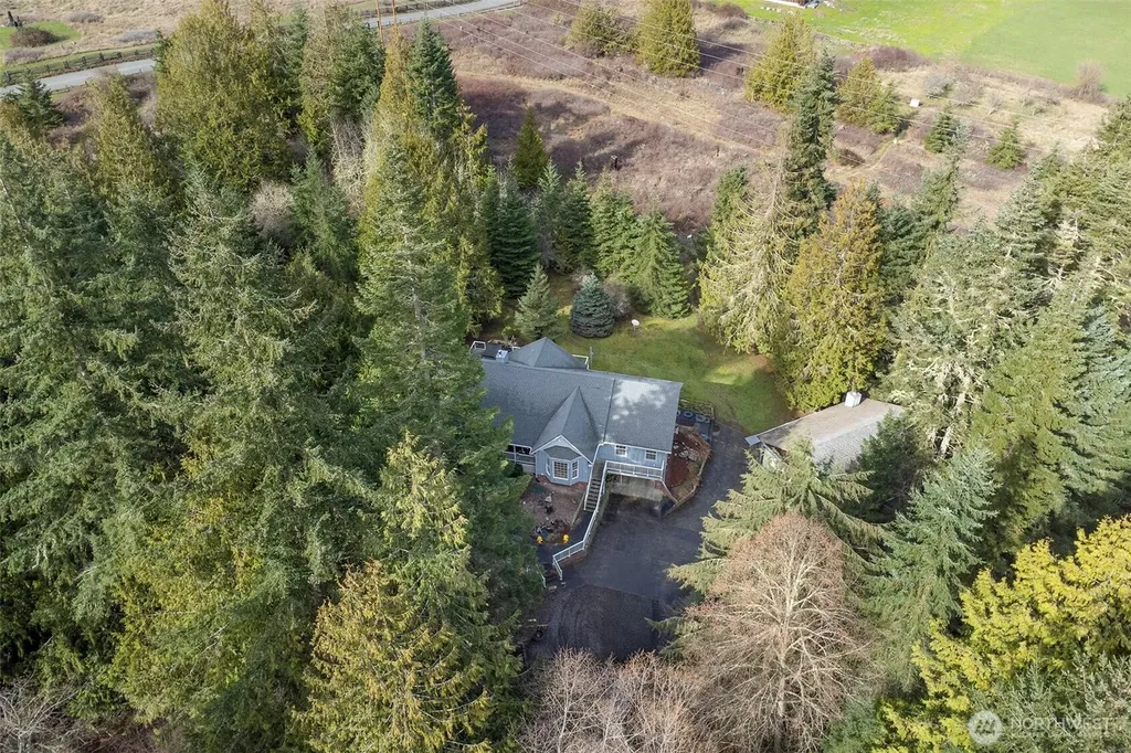 202 W Emerald Forest Lane Sequim WA 98382
