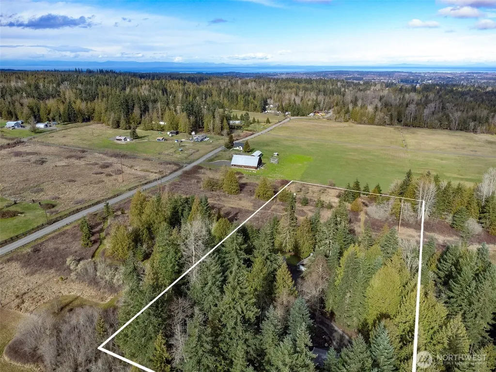 202 W Emerald Forest Lane Sequim WA 98382