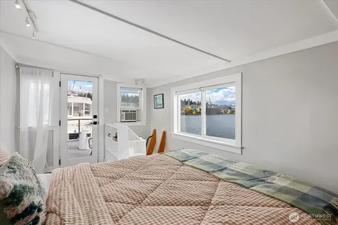 1080 Ewing Street Seattle WA 98119