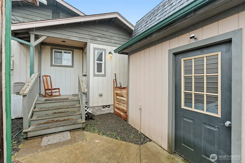 1025 E Street Centralia WA 98531