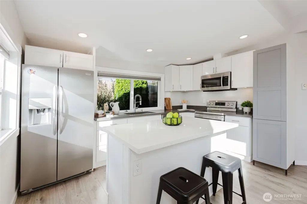 3032 S Dawson Street Seattle WA 98108