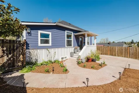 3032 S Dawson Street Seattle WA 98108