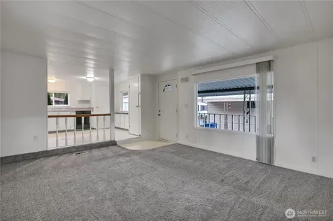 21809 107th Place SE Kent WA 98031