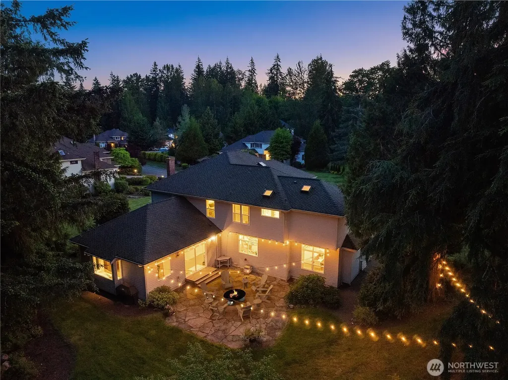 7416 245th Way NE Redmond WA 98053