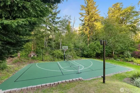 7416 245th Way NE Redmond WA 98053