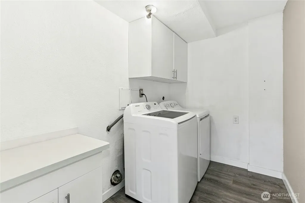 12563 SE 71st Street Newcastle WA 98056
